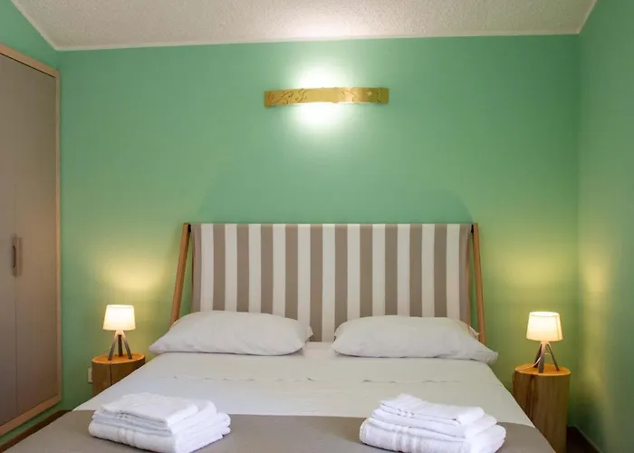 Villa White Dahlia *