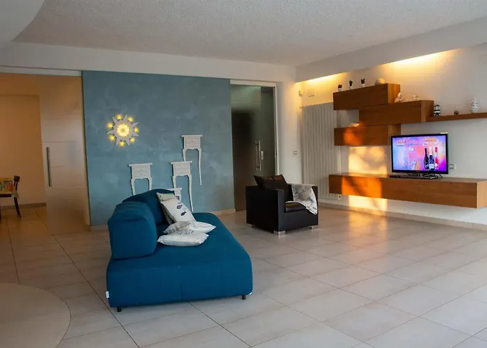 Villa White Dahlia *