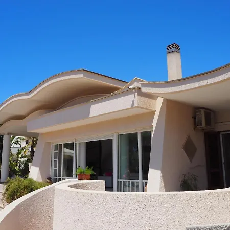 White Dahlia Villa Torre Suda