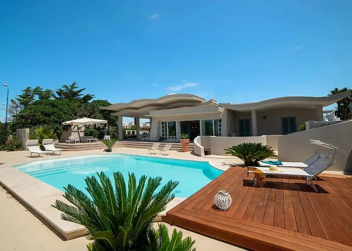 וילה White Dahlia טורה סודה